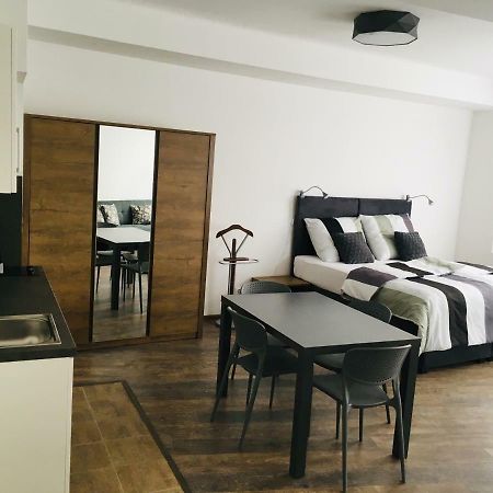 Like Home Apartments Prága Kültér fotó